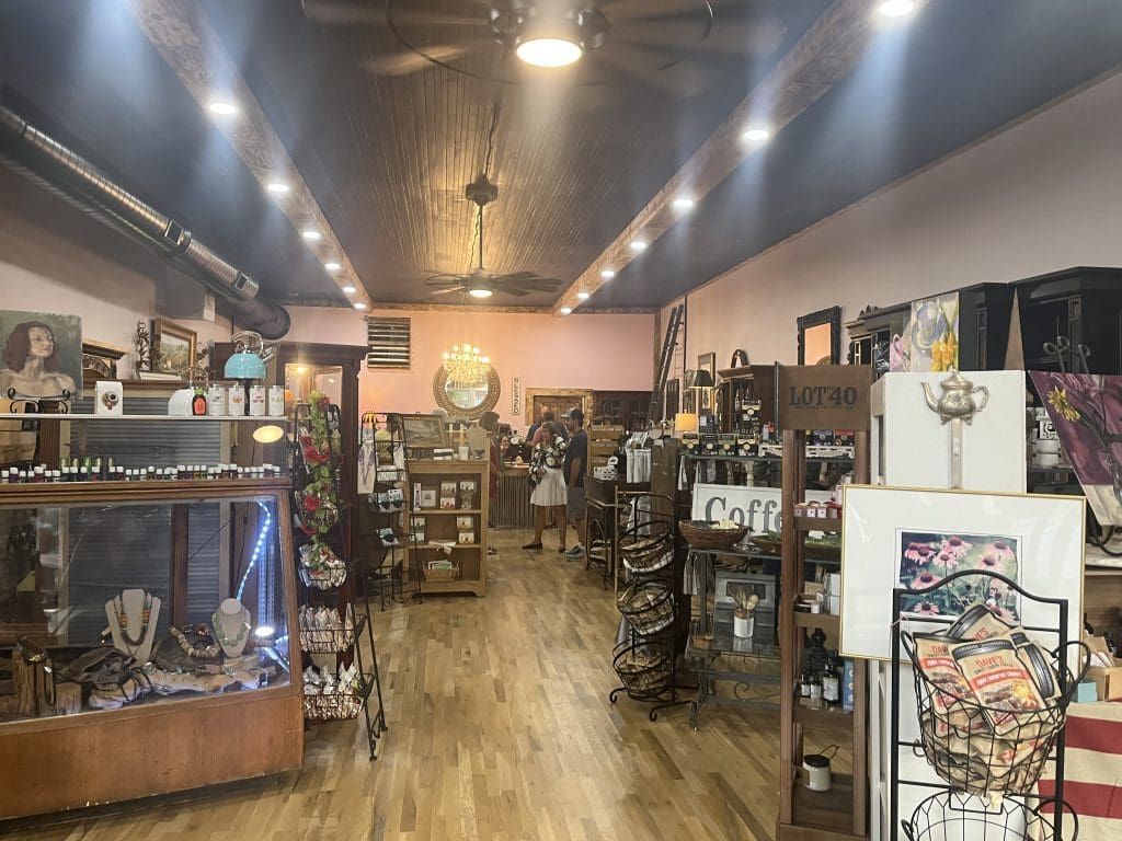 83B8737D-2608-4E6B-A527-B5B7037D79F2